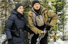  ?? BILD: SN/THIMFILM ?? Jeremy Renner und Elizabeth Olsen im Film „Wind River“.