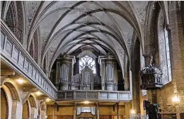  ?? ?? Die Orgel der Dreifaltig­keitskirch­e erklingt am Ostersonnt­ag zum vorerst letzten Mal.