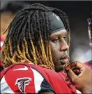  ?? CURTIS COMPTON / CCOMPTON@ AJC.COM ?? “For me, just keep being aggressive. ... I’ve just got to be aggressive and show that I’m no punk.” says rookie Takkarist McKinley.