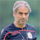  ??  ?? González substitui Pepa no Tondela