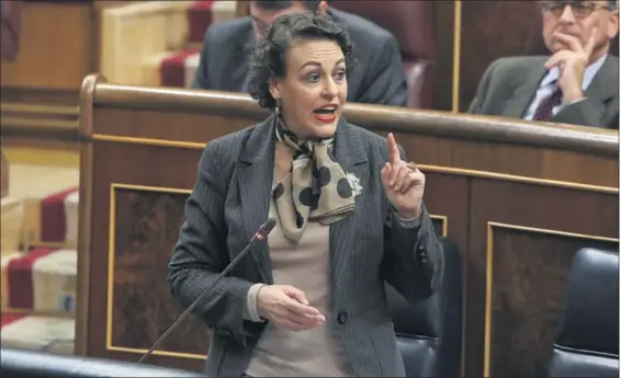  ?? / JAIME VILLANUEVA ?? La ministra de Trabajo, Magdalena Valerio, la semana pasada en el Congreso.