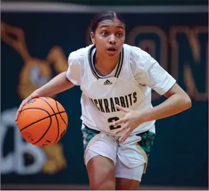  ?? PHOTO BY SCOTT VARLEY ?? Nevaeh Lemons' tenacity on defense inspired Poly to a 54-47win over Alemany in the CIF-SS Division 1playoffs. Here, she looks to pass the ball.