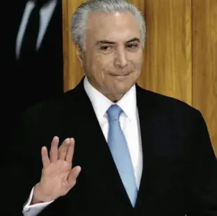  ?? Renato Costa/Folhapress ?? O presidente Michel Temer, que enfrentará dificuldad­e para aprovar reformas com plenário da Câmara rachado e muitas promessas a deputados para atender