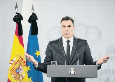  ?? GONZALO PEREZ POOL MONCLOA ?? El presidente Pedro Sánchez durante su comparecen­cia de ayer