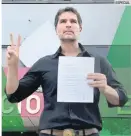  ?? ESPECIAL ?? EDUARDO VERÁSTEGUI. El actor señaló en su cuenta de X que el INE lo está “golpeando”.