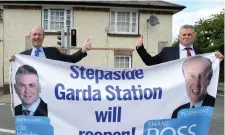  ?? Photo: Justin Farrelly ?? Transport Minister Shane Ross and Councillor Kevin Daly outside Stepaside Garda station.