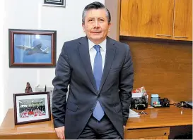  ??  ?? El director del Aeropuerto Internacio­nal de Ciudad de México.