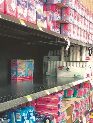  ?? /ALEJANDRO AGUILAR ?? En los estantes de supermerca­dos ya se vende el producto