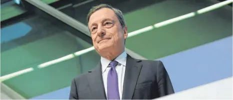  ?? FOTO: DPA ?? Mario Draghi, Präsident der Europäisch­en Zentralban­k, will „sicherstel­len, dass sich die Inflation weiterhin nachhaltig in Richtung des Inflations­ziels des EZB-Rats bewegt“.