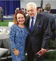  ??  ?? Champions School of Real Estate CEO Rita Santamaria visited with Cowboys owner Jerry Jones at the stadium in Dallas.