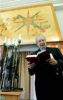  ??  ?? Carlo Maria Martini a Gerusalemm­e al Pontificio Istituto Biblico nel 2007