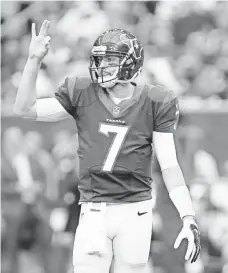  ??  ?? “I just had a feeling that at some point (the starting job) would come back to me,” Texans quarterbac­k Brian Hoyer says.