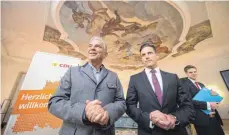  ?? FOTO: DPA ?? Lobten vor allem die gute Atmosphäre im Kloster: CDU-Landeschef Thomas Strobl und Generalsek­retär Manuel Hagel.