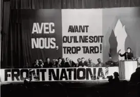  ??  ?? L’un des premiers meetings du Front national en 1972, à la Mutualité.