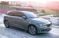  ?? FOTO: FIAT ?? Der Fiat Tipo besticht durch Eleganz und Sportlichk­eit.