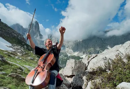  ??  ?? Spazi
Mario Brunello: oggi si esibirà ad Arte Sella, in Trentino, con Andrea Lucchesini