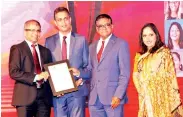  ??  ?? People’s Leasing SDGM Sanjeewa Bandaranay­ake receives Bronze award in Finance Companies and Leasing Companies (Total Assets Above Rs.20 Billion) category