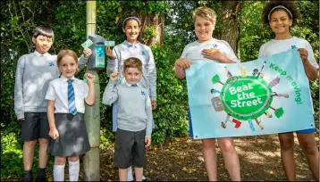  ?? Picture: Stewart Turkington ?? GREEN DREAM: Pupils from Windmill Primary School , who are playing in this year’s Beat the Street Wokingham contest