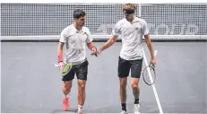  ?? FOTO: JONAS GÜTTLER/DPA ?? Alexander (links) und Mischa Zverev (rechts) spielten im Sommer beim Turnier in Köln gemeinsam im Doppel.