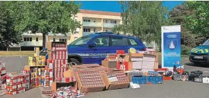  ?? | PHOTO : GENDARMERI­E NATIONALE ?? Le résultat des saisies opérées cette semaine par les gendarmes en Loire-Atlantique et en Vendée.