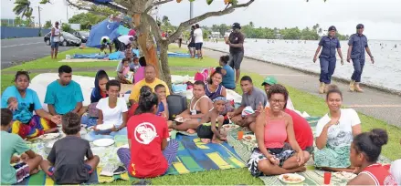  ?? Ronald Kumar ?? Police were out in numbers at all picnic spots as many families flocked to seasides and beaches to celebrate the New Year on January 1, 2019.Photo: