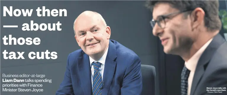  ?? Picture / Nick Reed ?? Steven Joyce talks with the Herald’s Liam Dann.