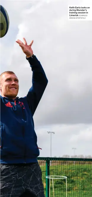  ?? DIARMUID GREENE/SPORTSFILE ?? Keith Earls looks on during Munster’s training session in Limerick