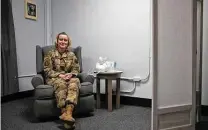  ?? Lisa Krantz / Staff photograph­er ?? Master Sgt. Meagan Roberts sits in the lactation room at Air Force Recruiting Service headquarte­rs at JBSA-Randolph.