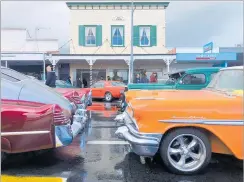  ?? PHOTO / JIM BIRCHALL ?? T-birds and Pink Ladies soaking up the rock’n’roll vibe in Waihi.