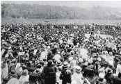  ??  ?? A meeting of more than 6 000 people on the Durban Indian Football Ground during the strike of 1913.