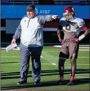  ?? Arkansas Democrat-Gazette/MITCHELL PE MASILUN ?? Mark King, in his second season as Foreman’s coach, has led the Gators to their first state championsh­ip game after they had posted a 13-37 record in 2010-2015.