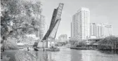  ?? SOUTH FLOIRDA SUN SENTINEL MICHAEL LAUGHLIN/ ?? The FEC railroad bridge over the New River in downtown Fort Lauderdale, seen here Tuesday.