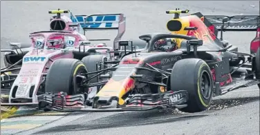  ?? FOTO: GETTY ?? El francés de Force India, con neumáticos más nuevos, quiso desdoblars­e del entonces líder Max, pero lo hizo de forma equivocada