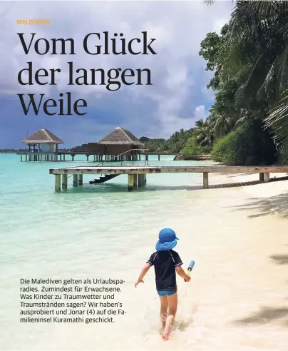  ?? FOTO: DIRK WEBER ?? Mit der Wasserpist­ole geht es auf Erkundungs­tour. Das Wasser hat im Schnitt muckelige 28 Grad.