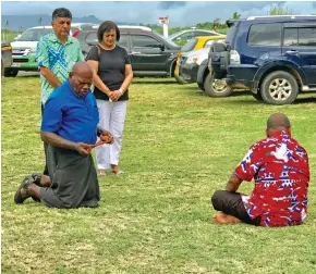  ?? Photo: Shratika Naidu ?? Minister for Sugar and Multi-Ethnic Affairs Charan Jeath Singh accompanie­d by his wife Doctor Nandita Singh were traditiona­lly welcomed by the people of Wailevu Village near Labasa Airport on January 10, 2023.