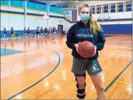  ?? Scott Ericson / Hearst Connecticu­t Media ?? Seymour junior Kenzie Sirowich, who is back leading the Wildcats after missing most of the last two seasons to knee injuries.