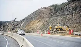  ?? (LA VOZ) ?? Polémica. La construcci­ón de la autovía de Punilla tiene un primer paso en marcha: el de la Variante Costa Azul, sobre el dique San Roque.