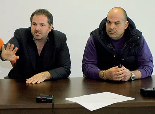  ??  ?? Imputati I fratelli Sergio e Michele Bolognino, accusati di essere al vertice dell’organizzaz­ione criminale