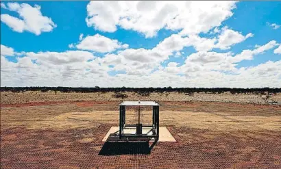  ?? DRAGONFLY MEDIA ?? L’antena s’ha construït en una zona lliure de contaminac­ió d’ones de ràdio a Austràlia