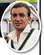  ??  ?? The Master: Benaud in one of his last British broadcasts, the 2005 Ashes Test at The Oval. Inset: The Aussie ace in 1961