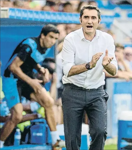  ?? JAVIER ZORRILLA / EFE ?? Ernesto Valverde vivirá el sábado su primer derbi como técnico del Barcelona