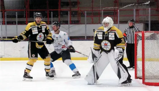  ??  ?? Kiruna AIF:s framfart i rinken har satt färg på hockeylive­t i den nordliga staden.