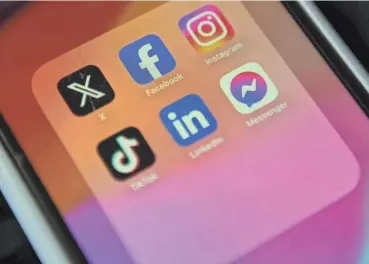  ?? KATIE GOODALE/USA TODAY NETWORK ?? In this photo illustrati­on, popular social media apps X, Facebook, Instagram, Tik Tok, LinkedIn, and Facebook Messenger are seen.