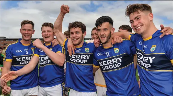  ??  ?? Kerry players from left, James Walsh, Conor Cox, Tomás Ó Sé, Jeff O’Donoghue and Eamon Kelly celebrate following the GAA Football All-Ireland Junior Championsh­ip Final match between Kerry and Meath at O’Moore Park in Portlaoise Photo by Sam...