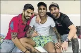  ??  ?? Neymar, en una visita a Barcelona con Messi y Suárez