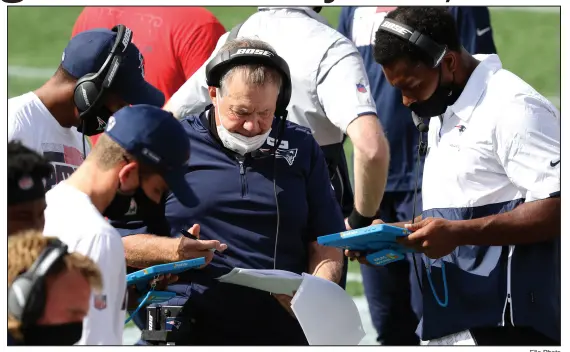  ?? File Photo ?? Jerod Mayo (right) has been busy this offseason in preparatio­n of his first season as head coach of the Patriots.