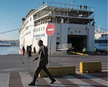  ?? Foto: AFP ?? Die Zeichen am griechisch­en Hafen stehen weiter auf Wachstum.