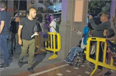  ??  ?? EN CANARIAS. Javier Mascherano estuvo con el equipo en Gran Canaria, aunque no pudo ser alineado.