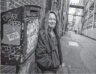  ?? ARLEN REDEKOP • PNG ?? Tamara Loyer of Beyond the Street in the Downtown Eastside.