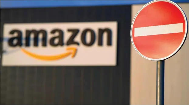  ?? Foto: dpa/Guido Kirchner: ?? Wurde auch schon bestreikt: Amazons Logistik-Zentrum in Nordrhein-Westfalen